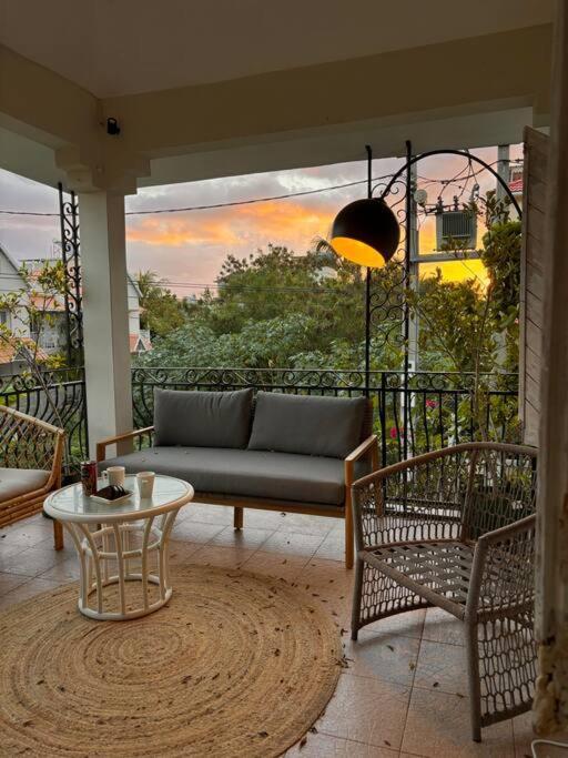 Apartment With Private Rooftop 450 M From The Beach Flic en Flac Bagian luar foto